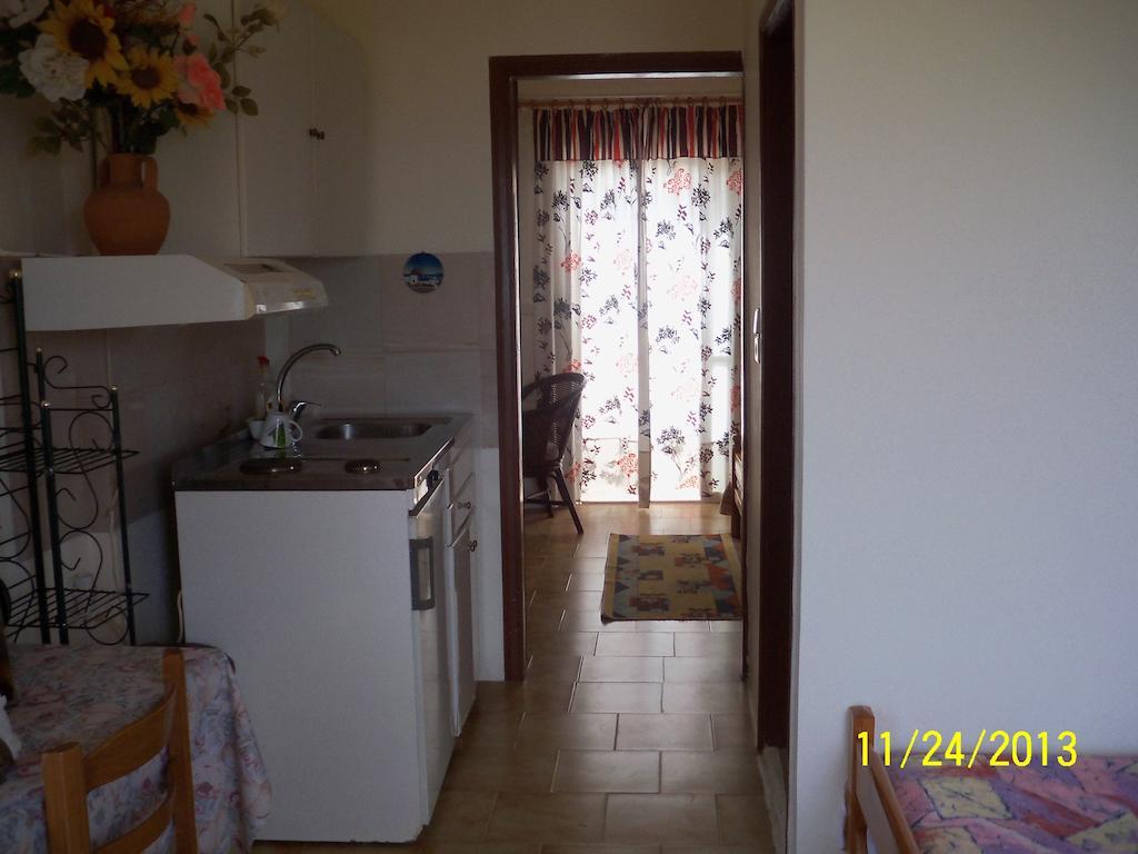 Nikolas Apartments Káto Daráco Szoba fotó
